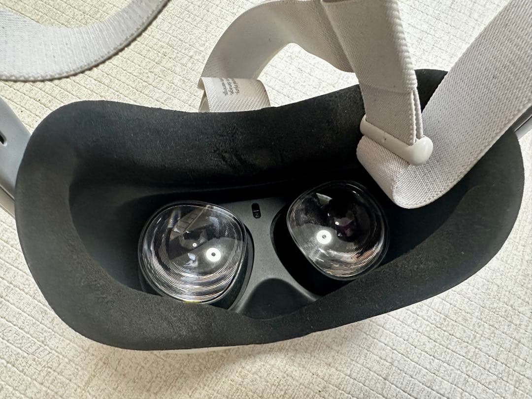  Quest 2 VRヘッドセット64GB