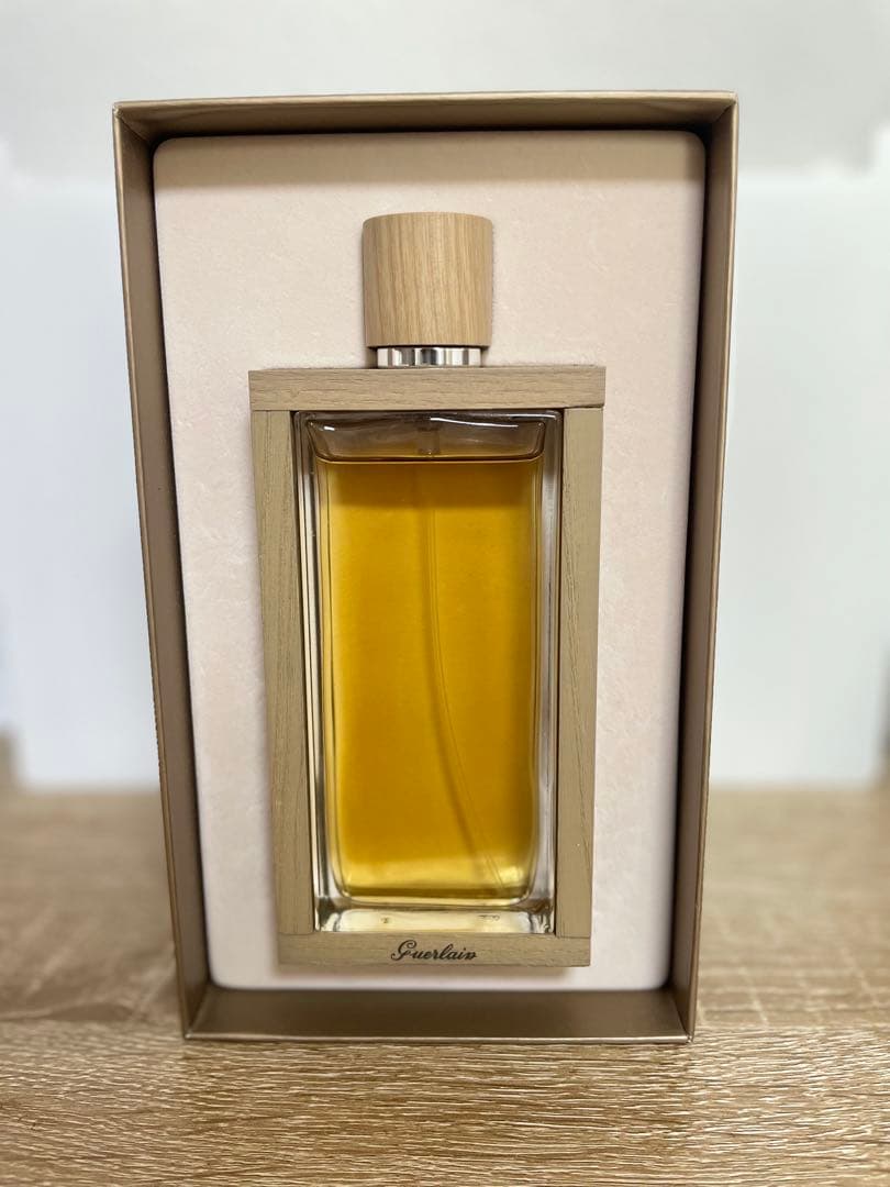 ま*ん様 Guerlain ARSENE LUPIN VOYOU希少