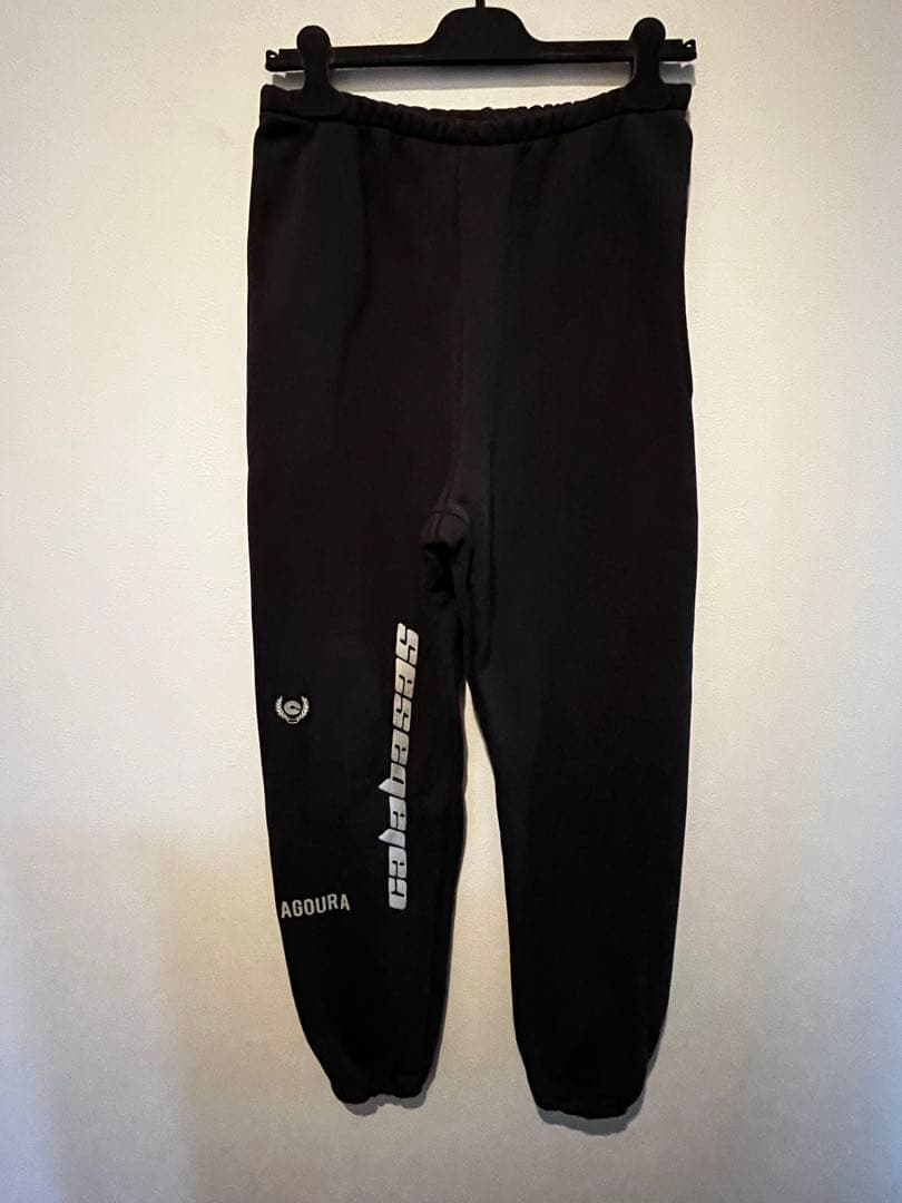 yeezy calabasas スウェットパンツ AGOURA