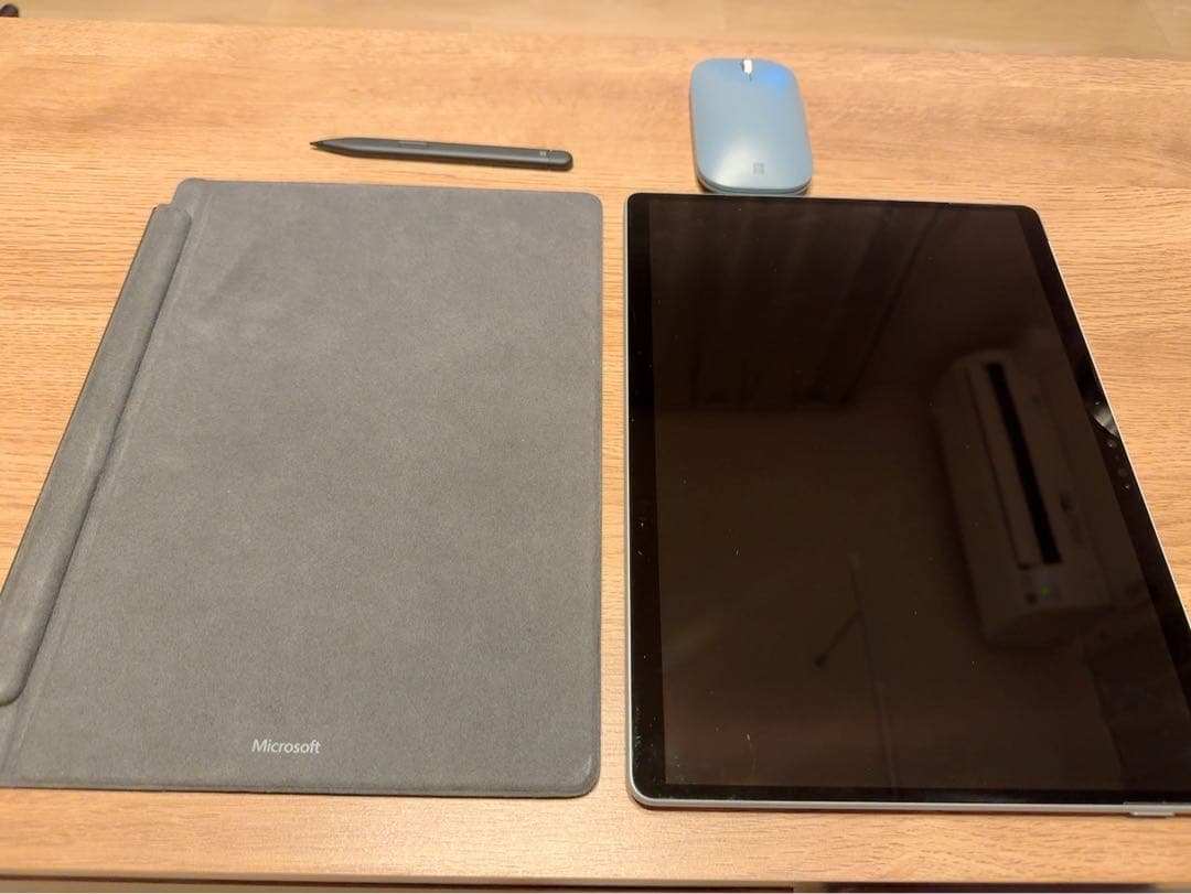 Microsoft Surface Pro8 13インチ※充電ケーブル追加