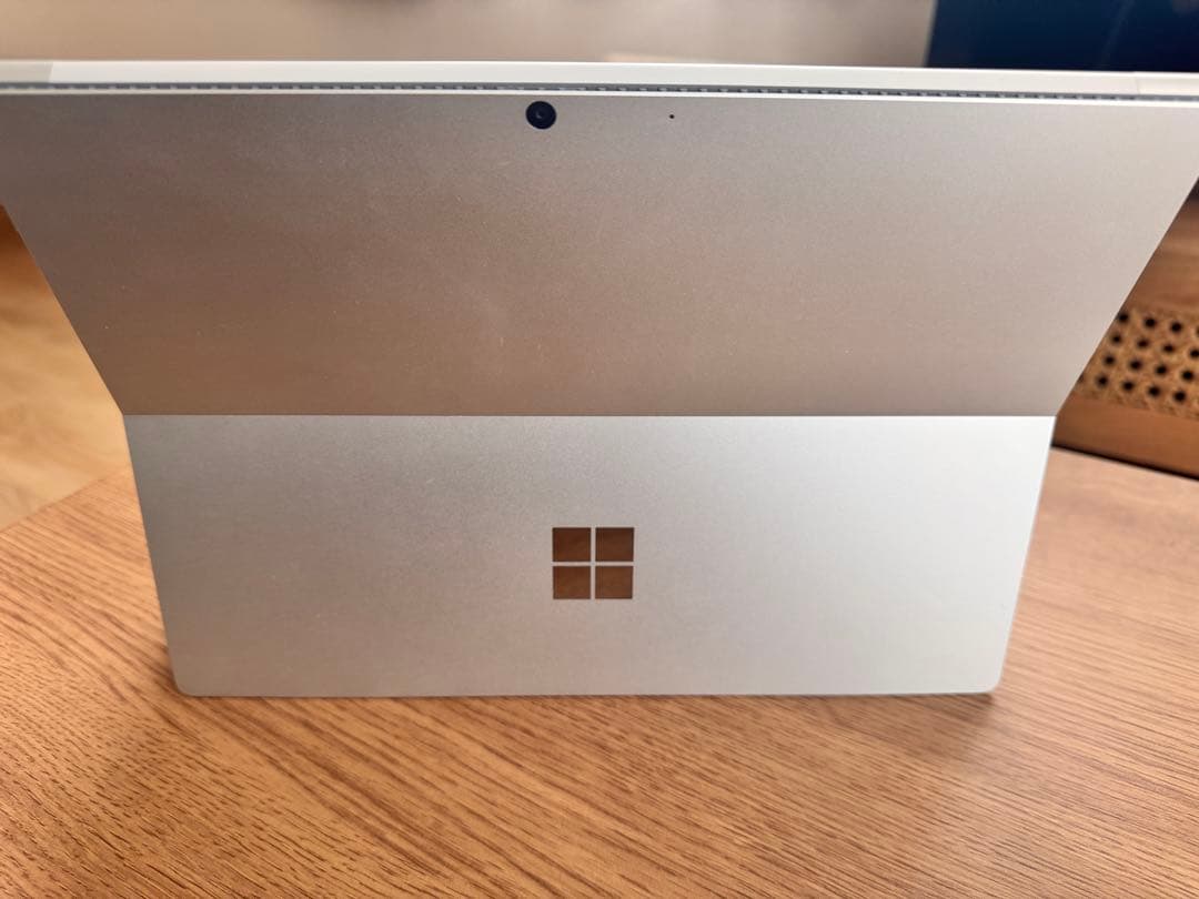 Microsoft Surface Pro8 13インチ※充電ケーブル追加