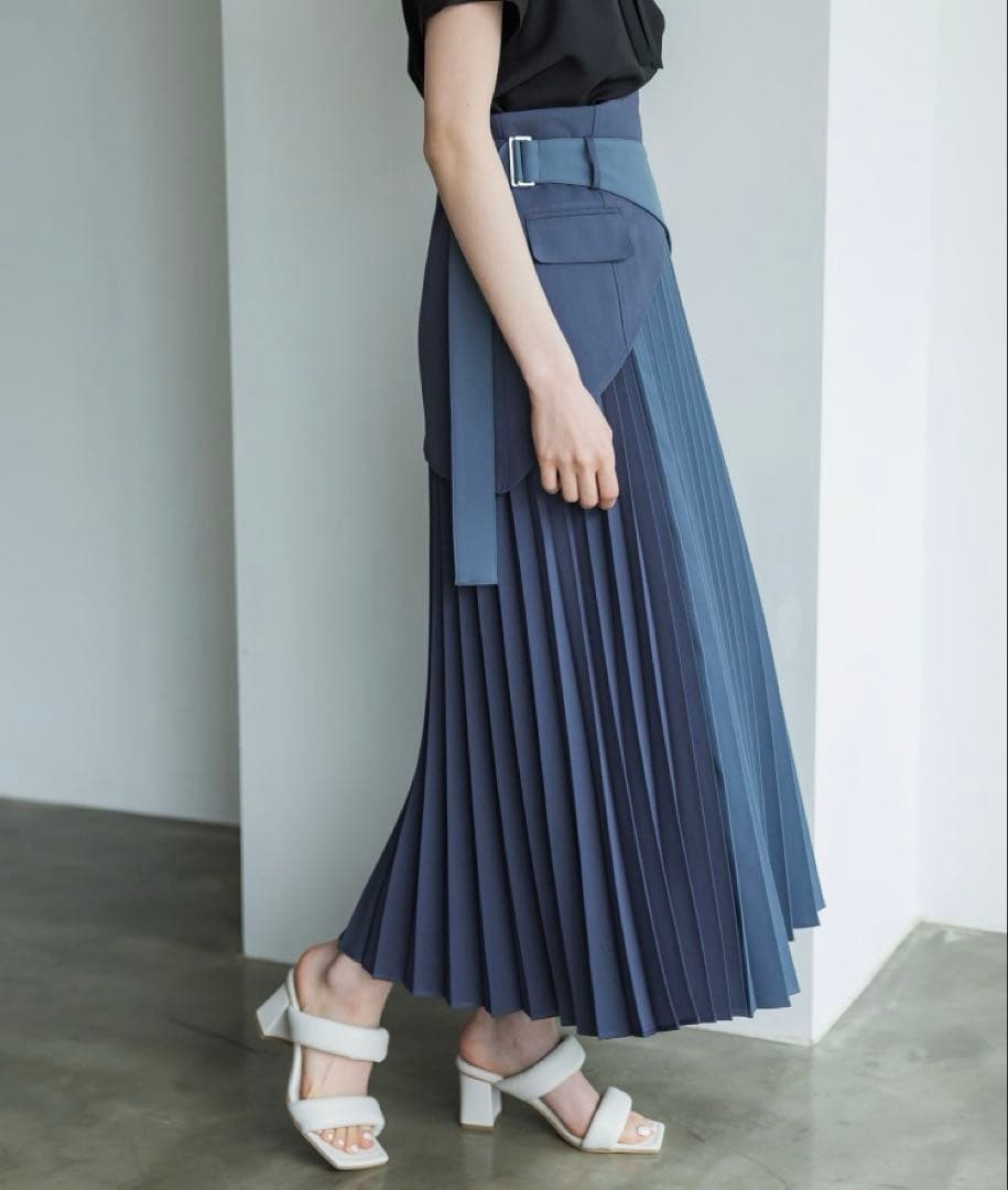 新品タグ付き　UNIDTED TOKYO ロングスカート　ブルー　サイズ1
