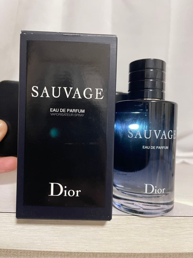 Dior Sauvage 香水 100ml メンズ