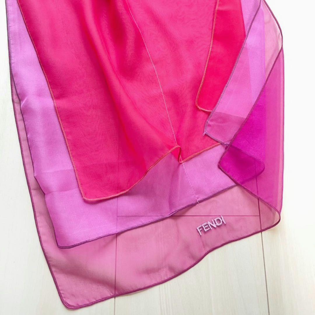 フェンデイ・FENDI・ピンク赤グラデーションストール・極美品