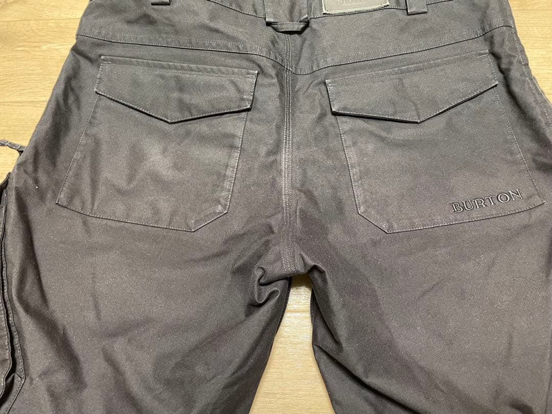 BURTON スノーボードウェア　ビブパンツ　M 黒