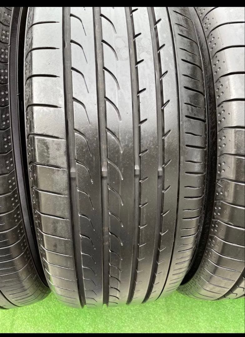 タイヤ・ホイール YOKOHAMA BLUEARTH RV-02(215/60/R16 95H)