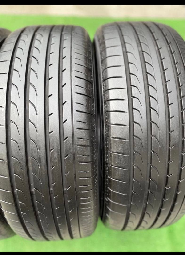 タイヤ・ホイール YOKOHAMA BLUEARTH RV-02(215/60/R16 95H)