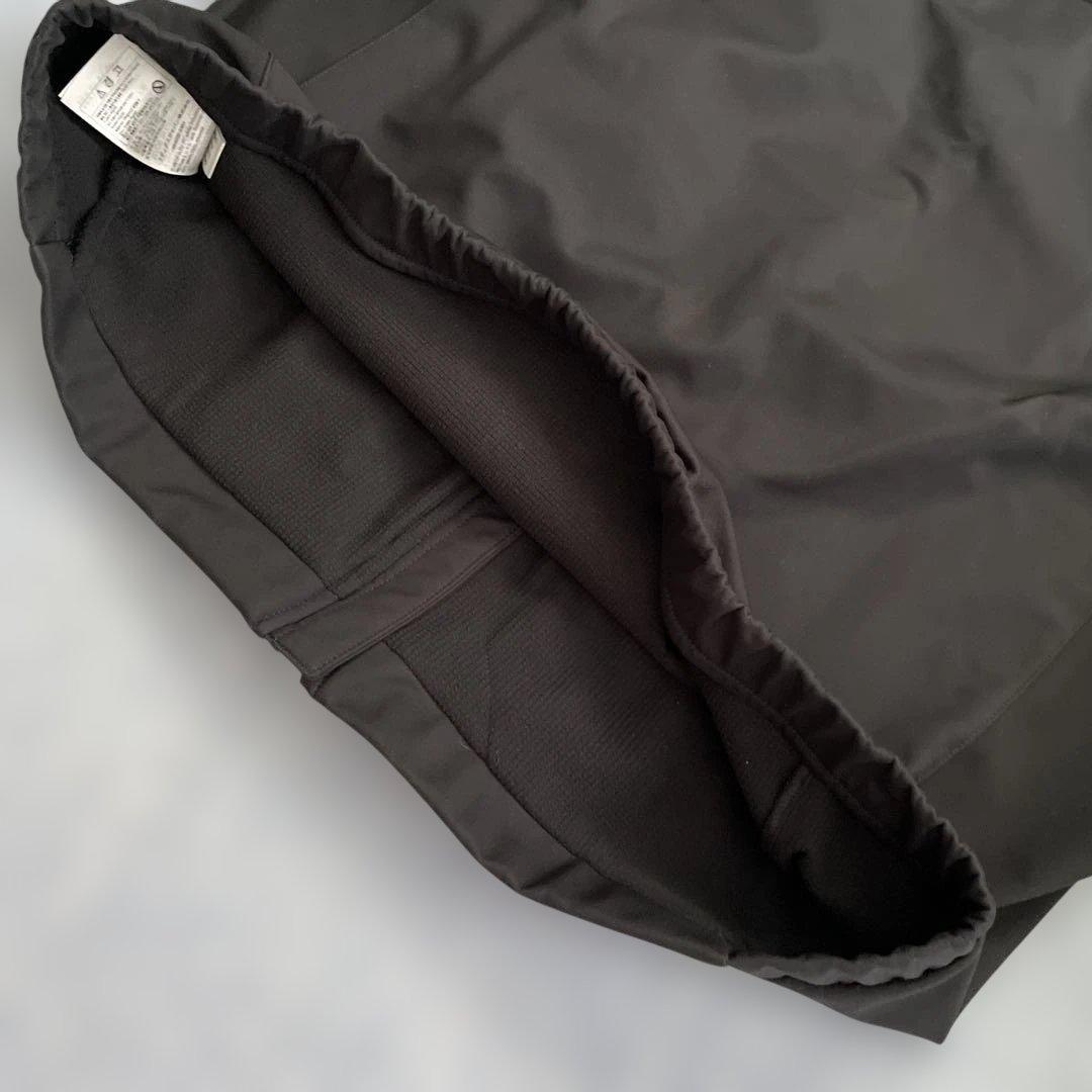 2025A/W adidas タグ付　試着のみ　サイズM