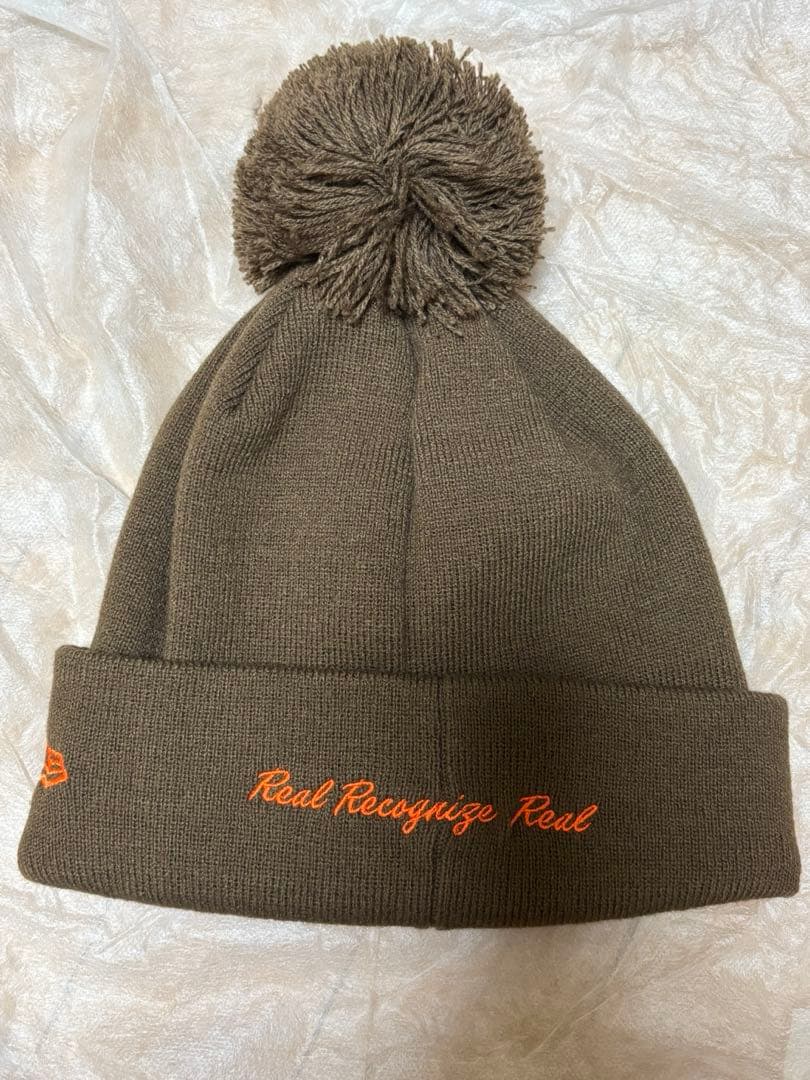 BoTT × New Era OG Logo Cuffed Pom Beanie