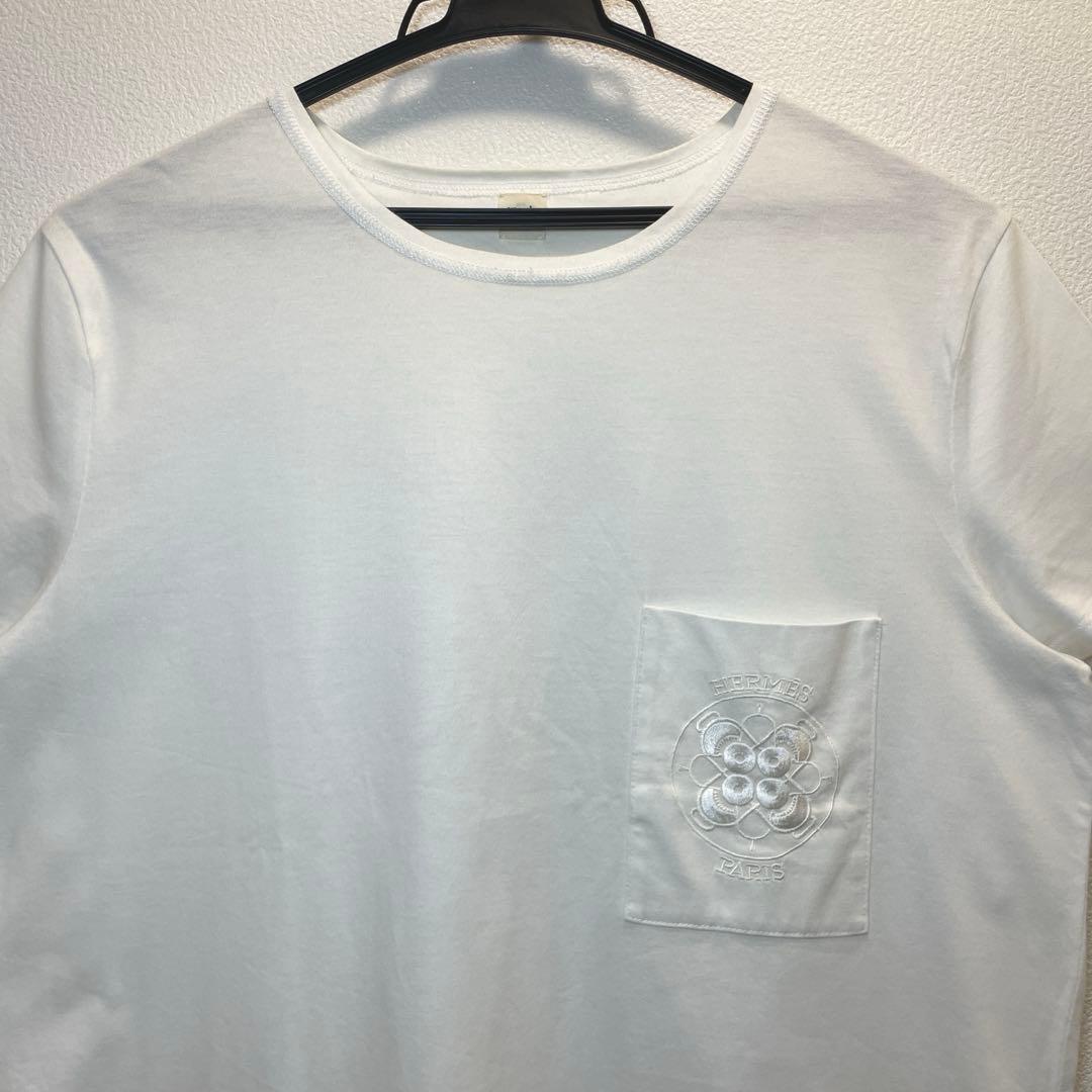 エルメス　白　刺繍入りポケット　Tシャツ