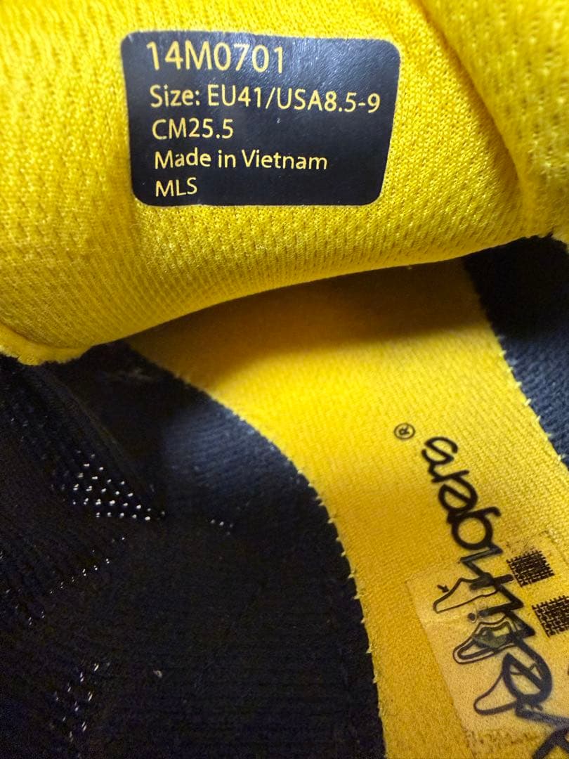 Vibram five fingersシューズ 25.5cm