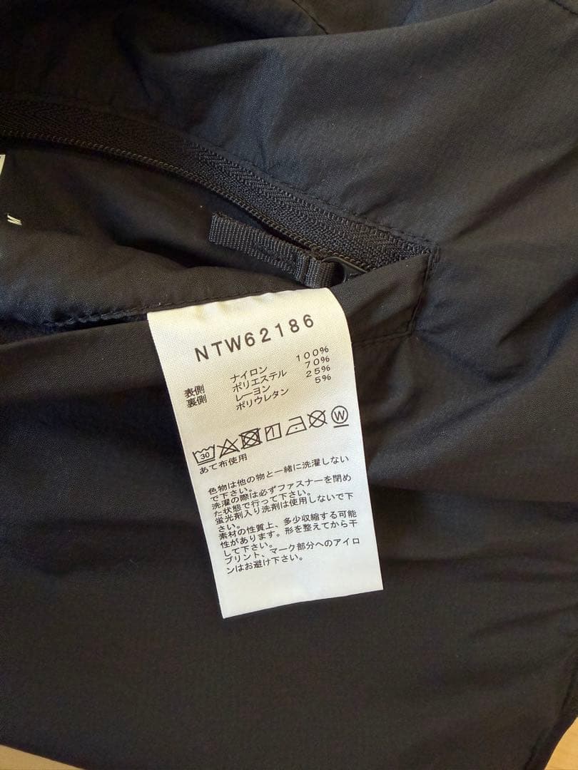 ザノースフェイス リバーシブル テックエアーフーディ Mサイズ　レディース