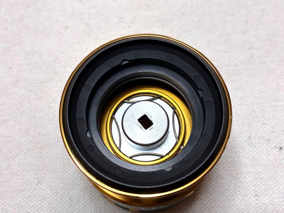 ま*ん様 【SHIMANO／シマノ】リール20ツインパワー純正スプール【2500
