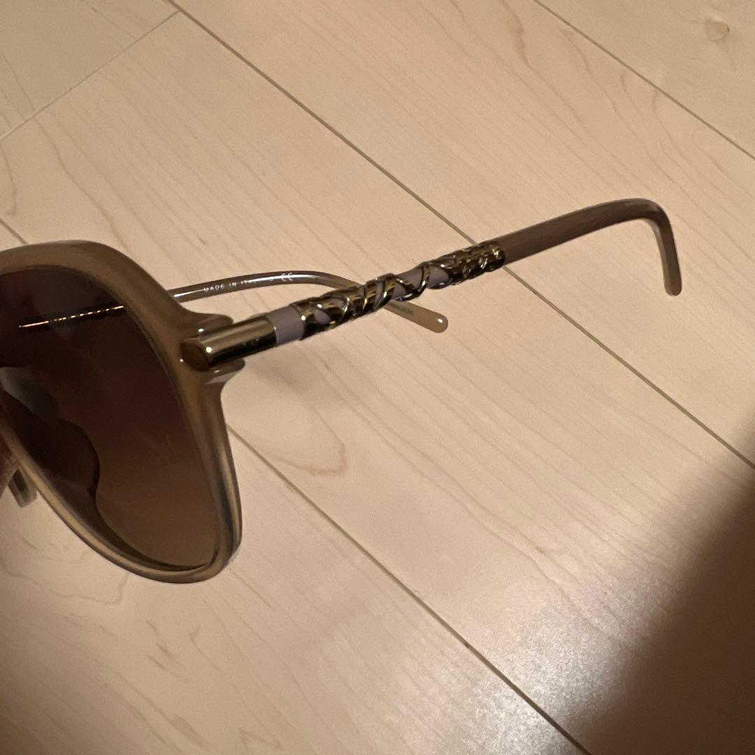 BURBERRY ベージュラウンドサングラス ケースタグ付き