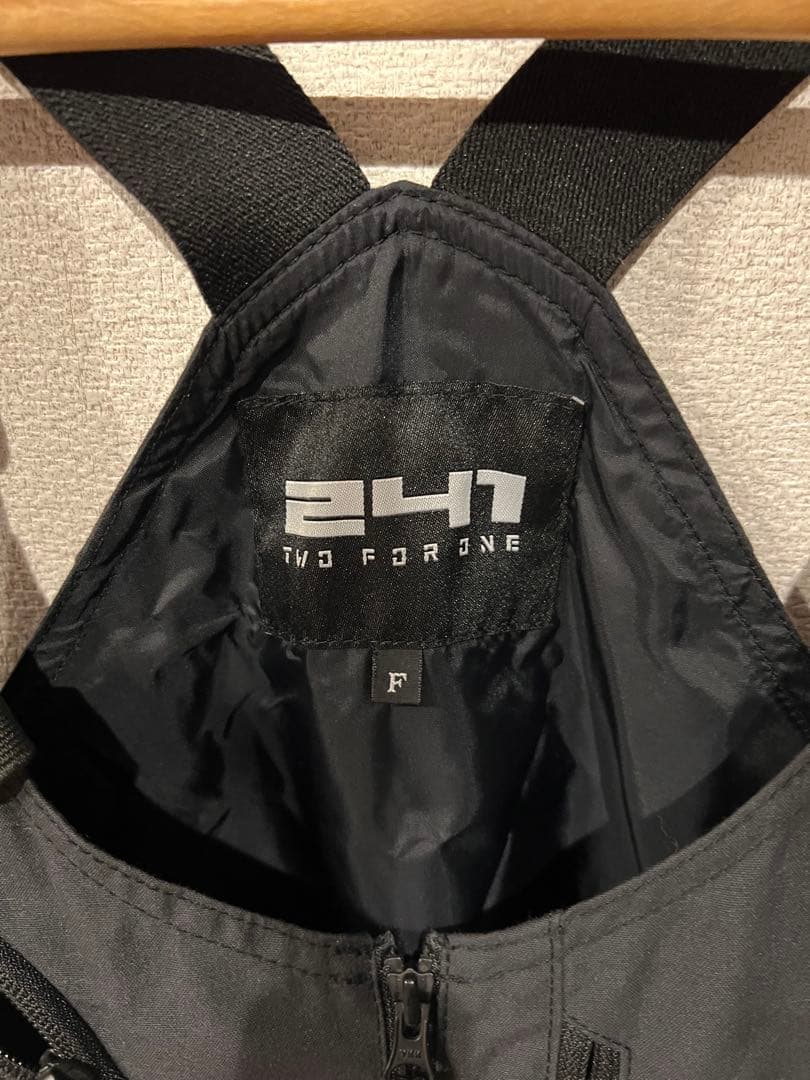 241 AREA241-VEST 　MB1154