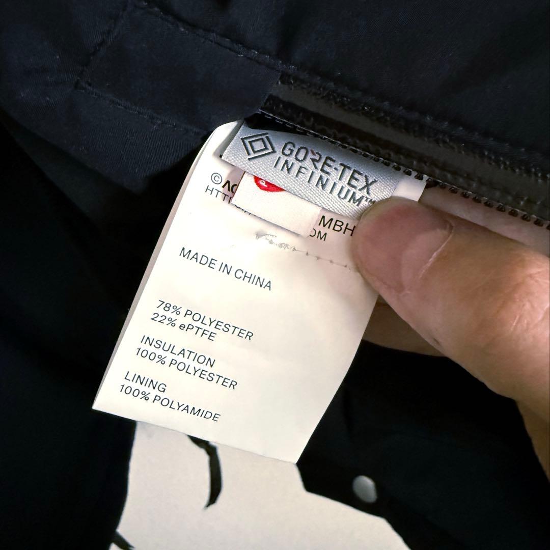 ジャケット・アウター ACRONYM J95-PL Insulated Coach Jacket S