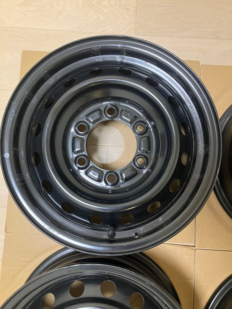 トヨタ ハイエース　スチールホイール　専用①