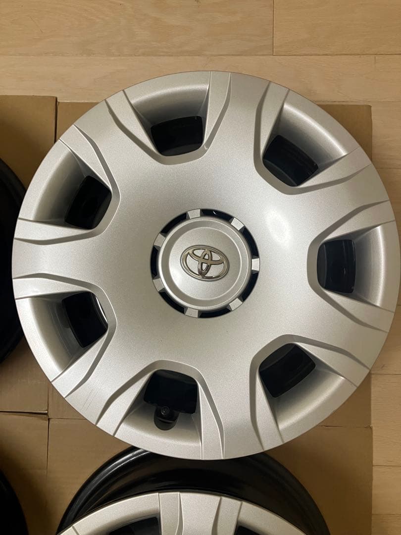 トヨタ ハイエース　スチールホイール　専用①