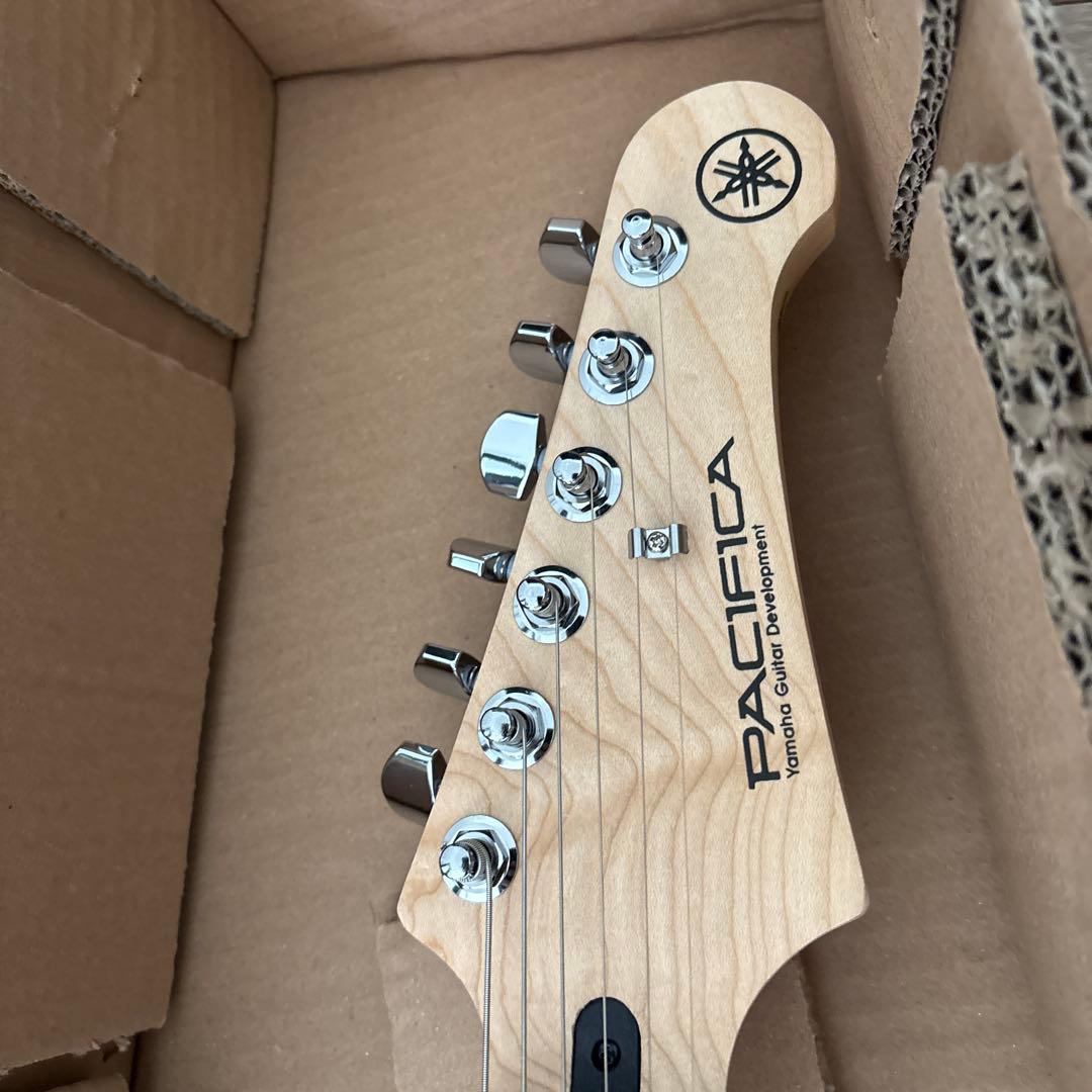 ヤマハ パシフィカ112 黒Yamaha Pacifica112v blk