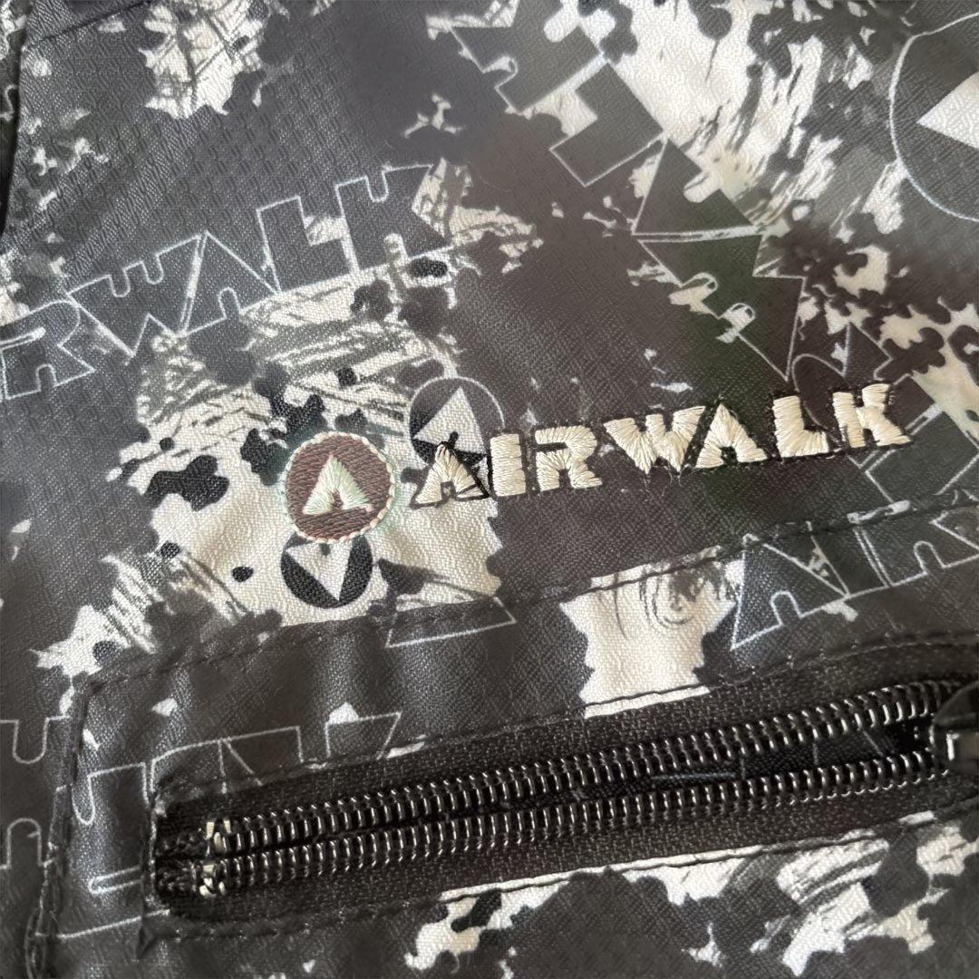 美品！AIRWALK 子ども用スキー、スノーボードウェア 140サイズ