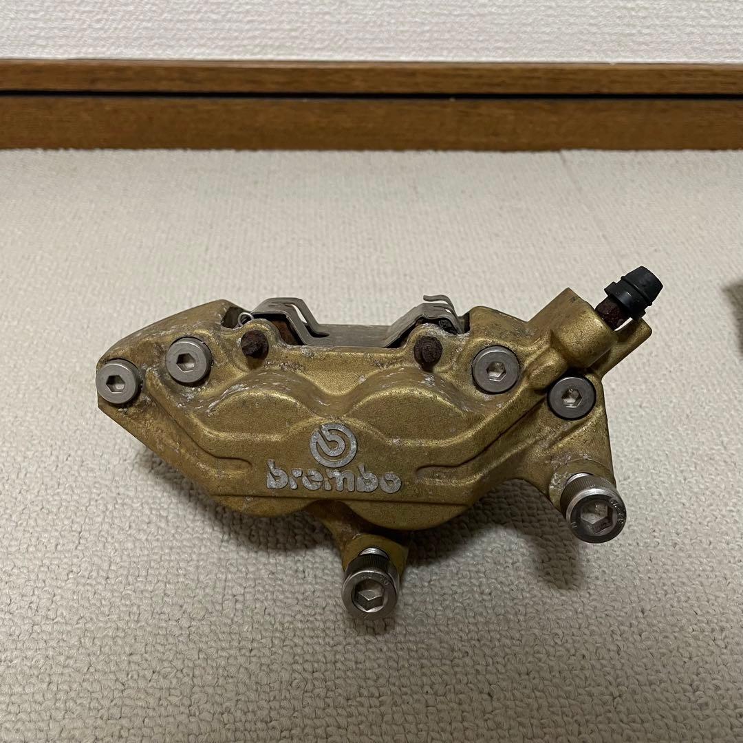 Brembo ブレーキキャリパー 65mmピッチ