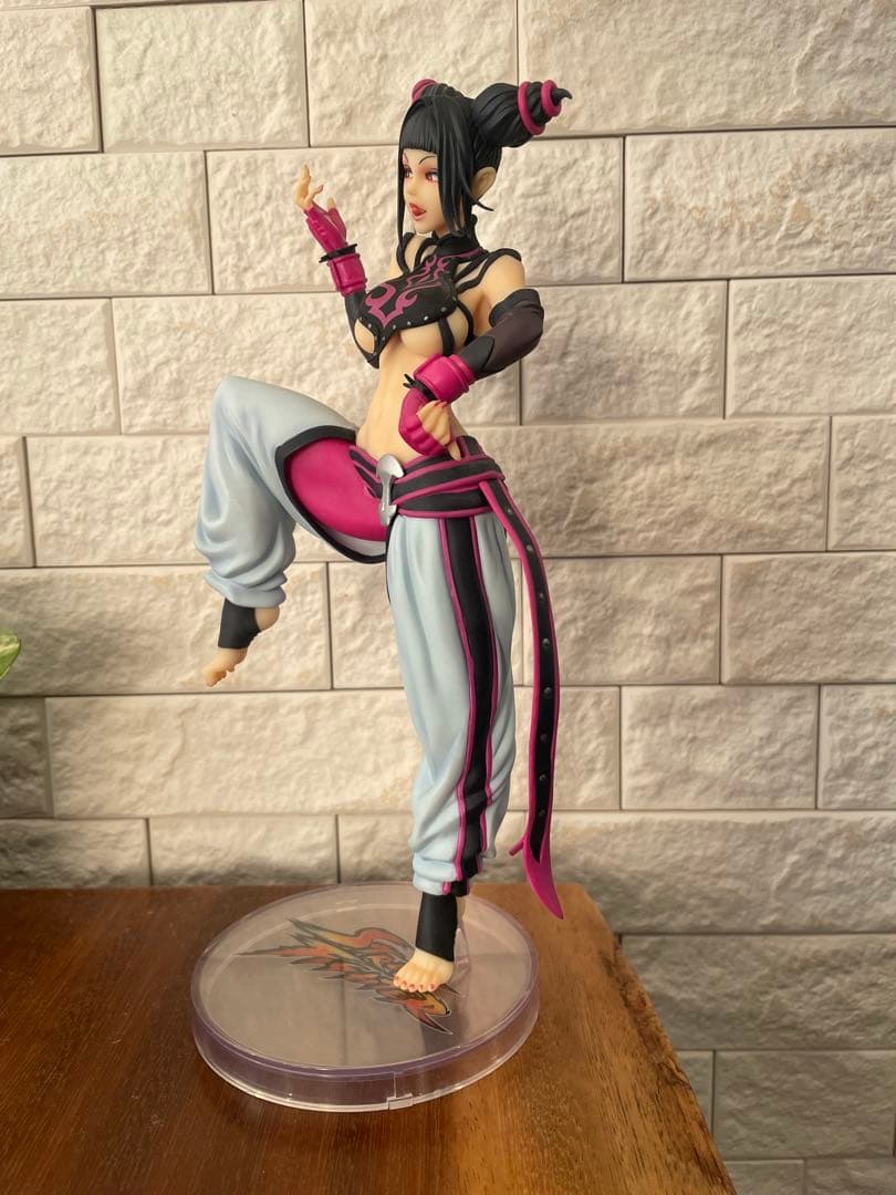 STREET FIGHTERストリートファイタージュリ1/7コトブキヤ
