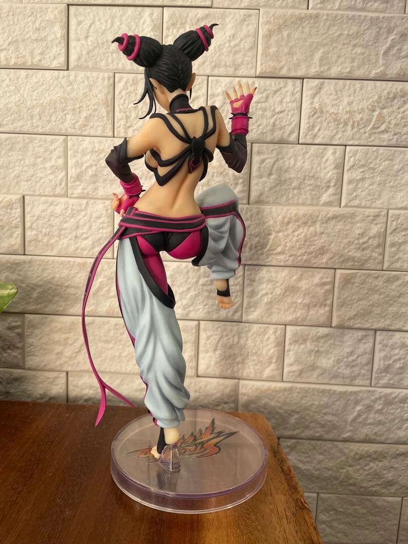 STREET FIGHTERストリートファイタージュリ1/7コトブキヤ