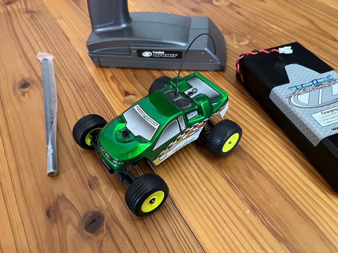 希少 Losi 1/36 Micro-T ロッシ マイクロT Mini-Zサイズ