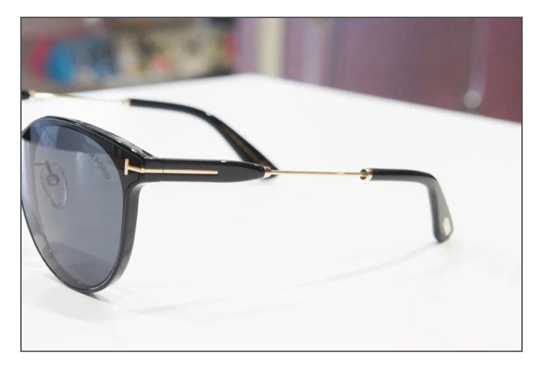 TOMFORD サングラス TF725-K 01A