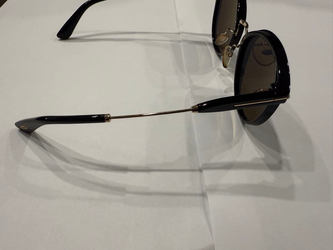 TOMFORD サングラス TF725-K 01A