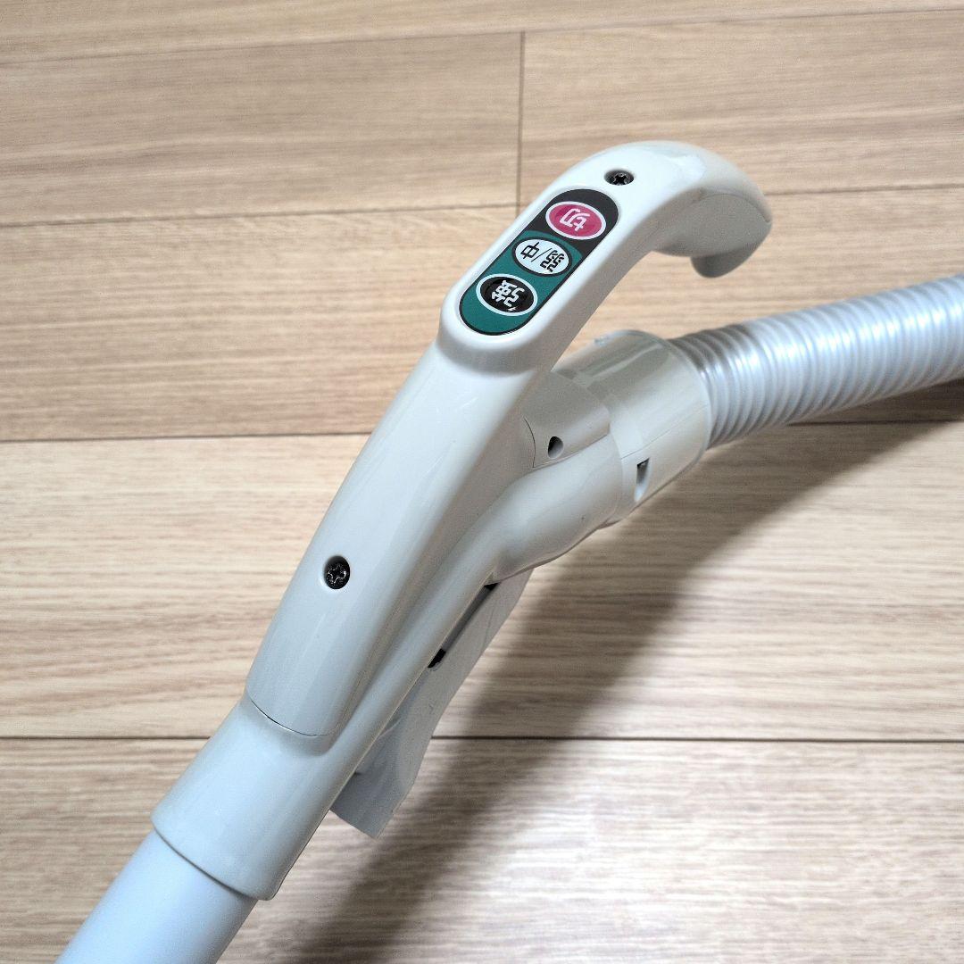 TOSHIBA 掃除機 VC-W7E1