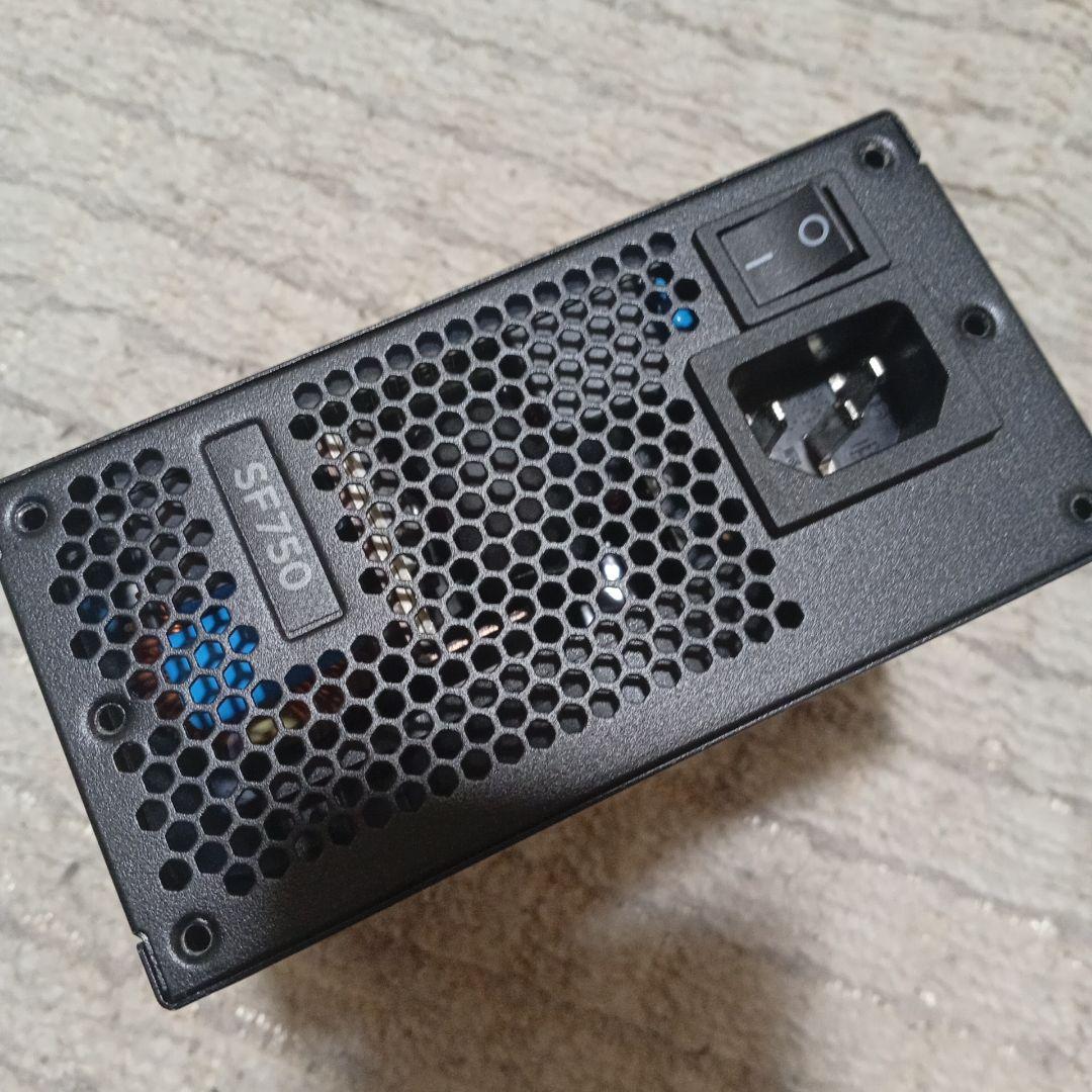 CORSAIR SF750 750W 電源ユニット SFX電源