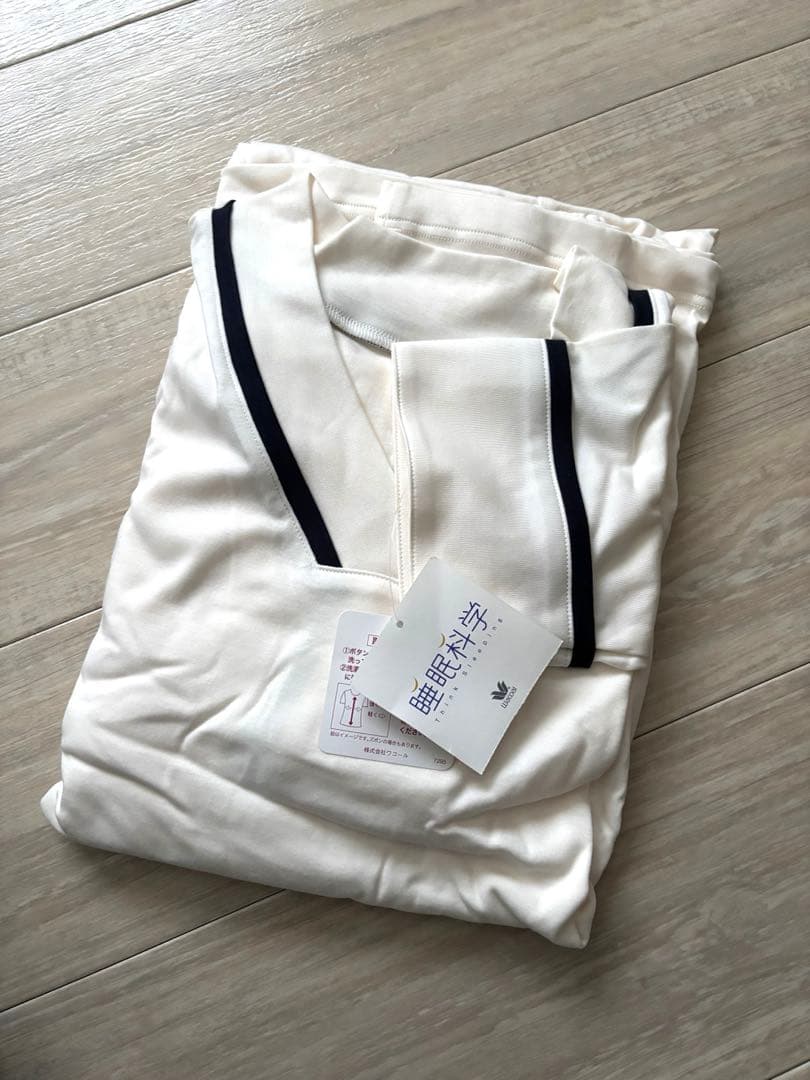 新品タグ付き❁ワコール 睡眠化学 Vネックパジャマ Lサイズ