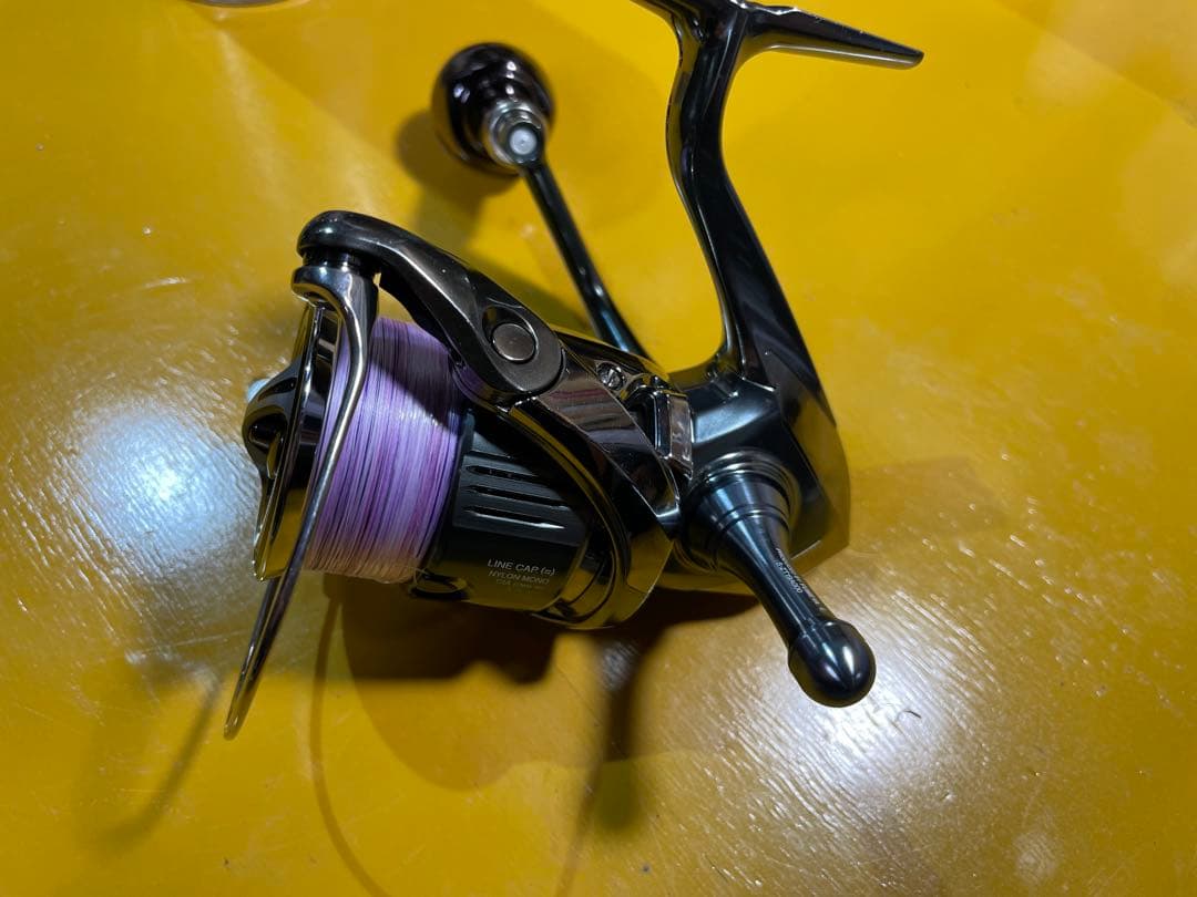 STELLA スピニングリール C3000MHG
