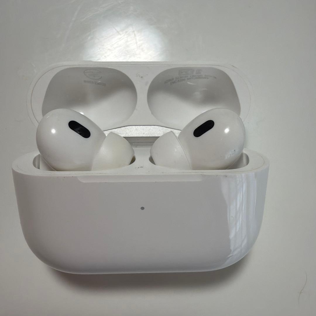 【MagSafe対応ケース】AirPods Pro2 本体 ホワイト