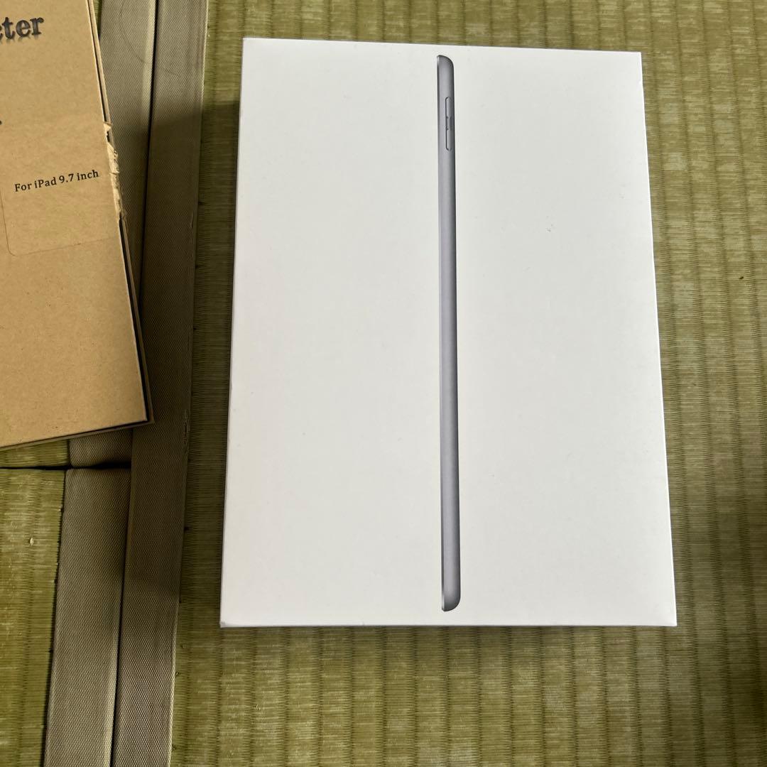 iPad6世代 よろしくお願いします傷ないですめっちゃきれい！画面割れないです