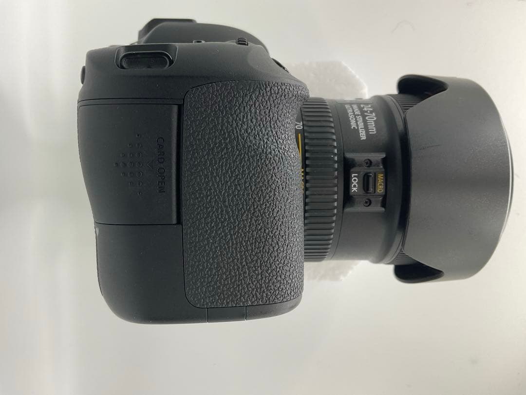 デジタルカメラ Canon EOS 6D + EF 24-70mm F4L IS USM