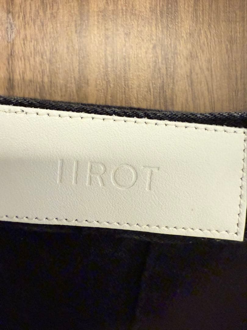 IIROT ブラック ロングスカート