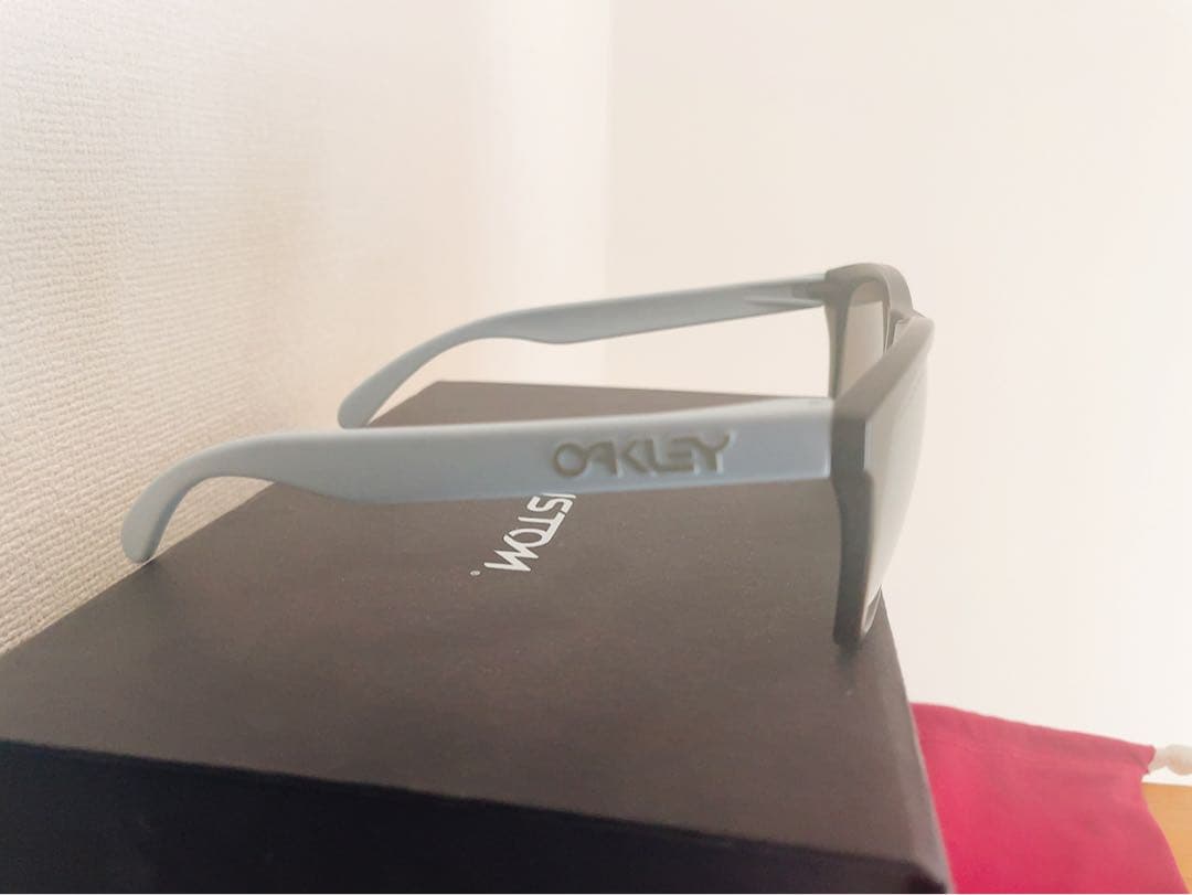 OAKLEY オークリー フロッグスキン ポラライズド 偏光レンズ サングラス