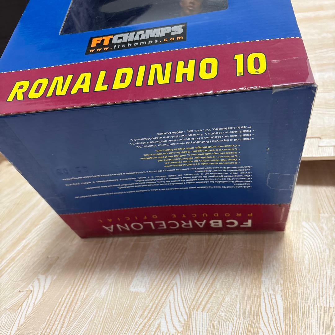 FTCHAMPS RONALDINHO 10 フィギュア 30cm