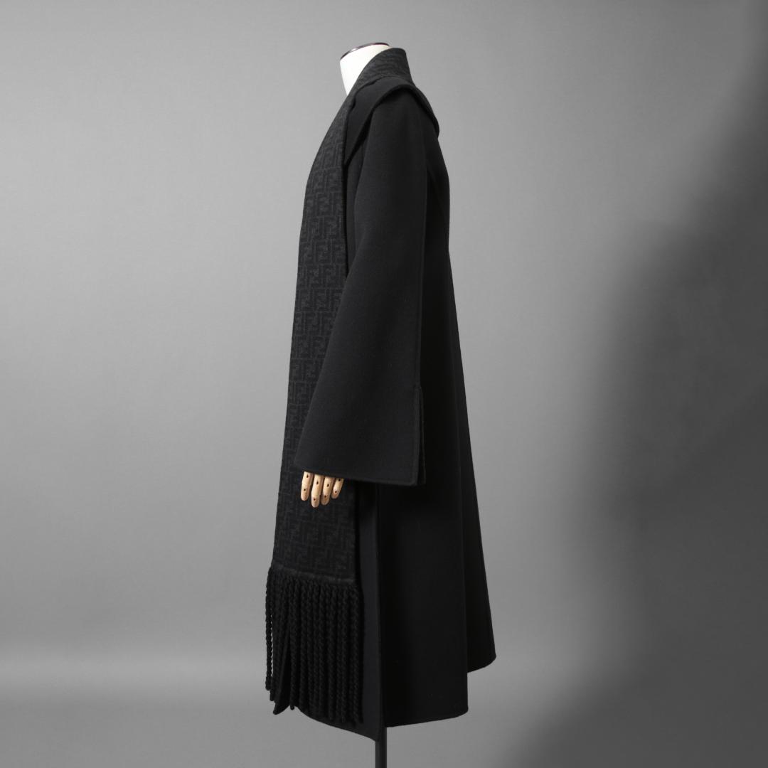 FENDI 19AW 美品 裏地FFロゴ ズッカ柄 マフラー付き ロングコート