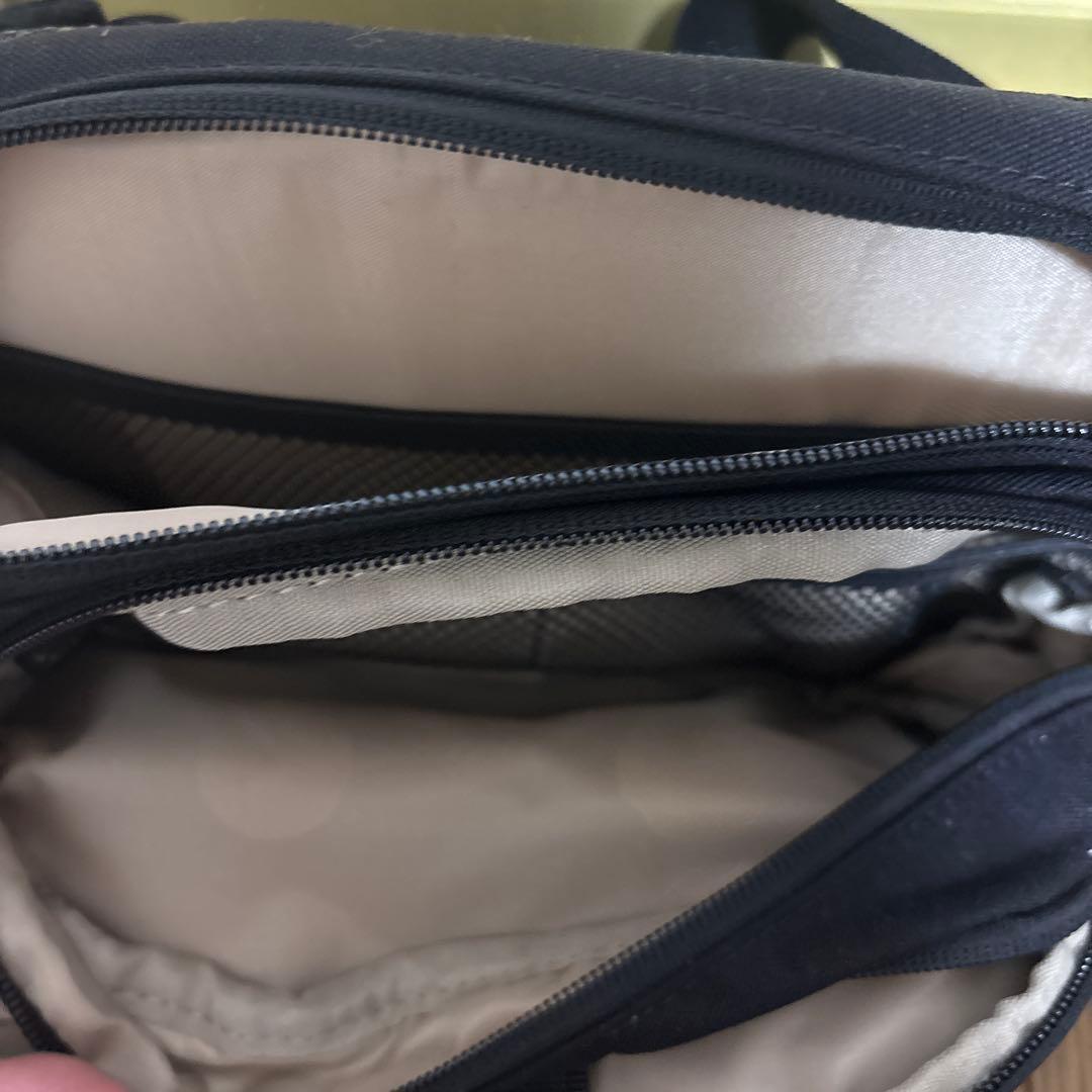 新品 Hugoo ヒップシート　ブラック　ハグー