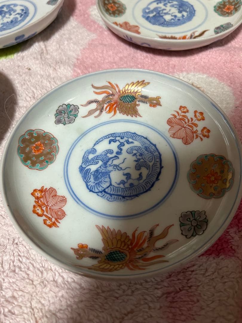 伊万里　色絵　皿　4枚