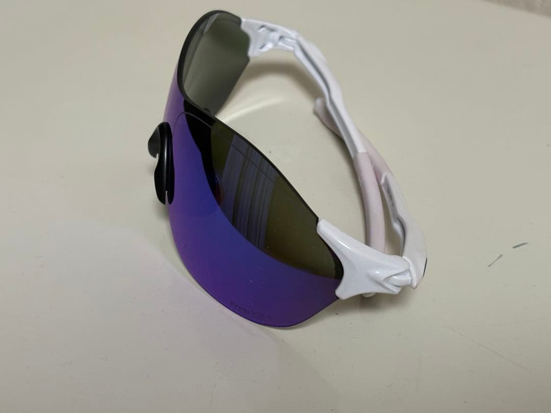 Oakley スポーツ用サングラス ケース付き