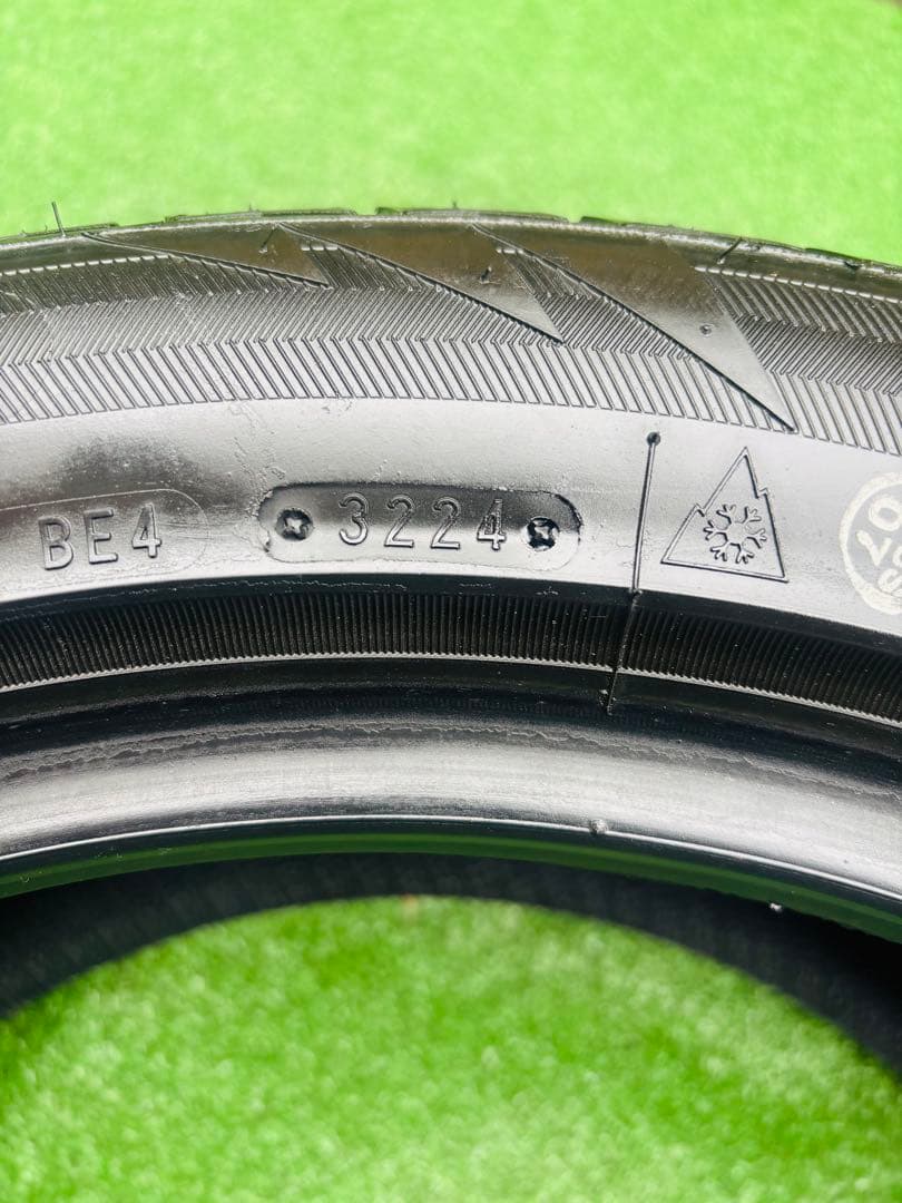 MAXTREX TREK M7 225/50R17 2024年製深山スタッドレス