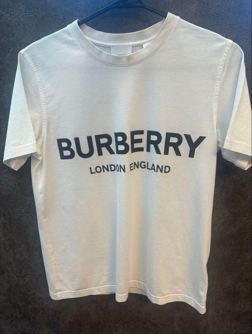 BURBERRY ホワイト ロゴ Tシャツ　レディースS