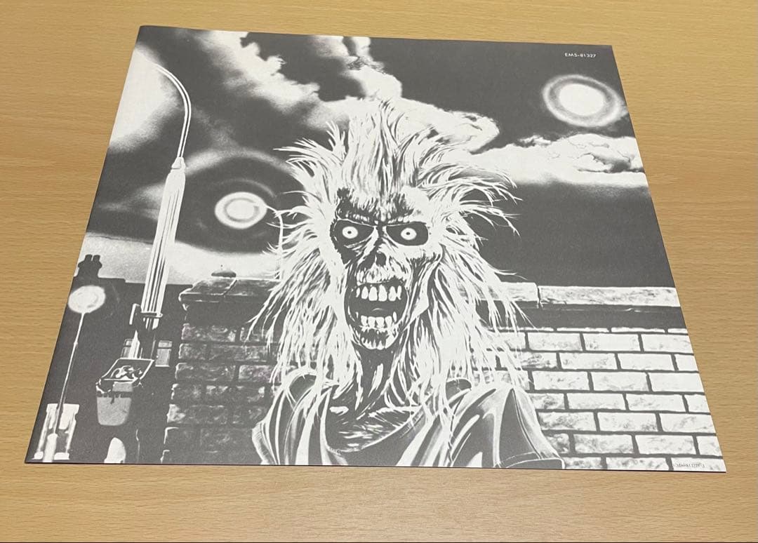 IRON MAIDEN/EMS-81327 アイアン・メイデン/鋼鉄の処女/LP