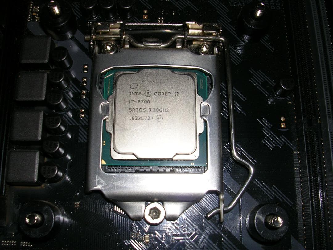 【動作品】i7-8700 + ASUS TUF H370 PRO GAMING