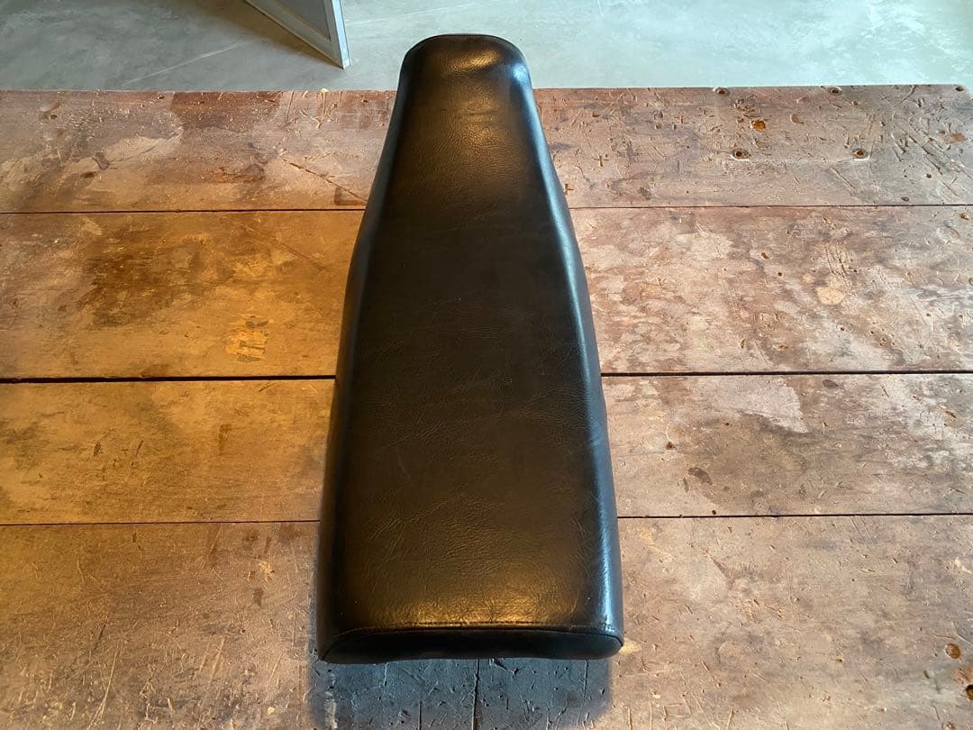 [中古品］YAMAHA tw200/225 シート