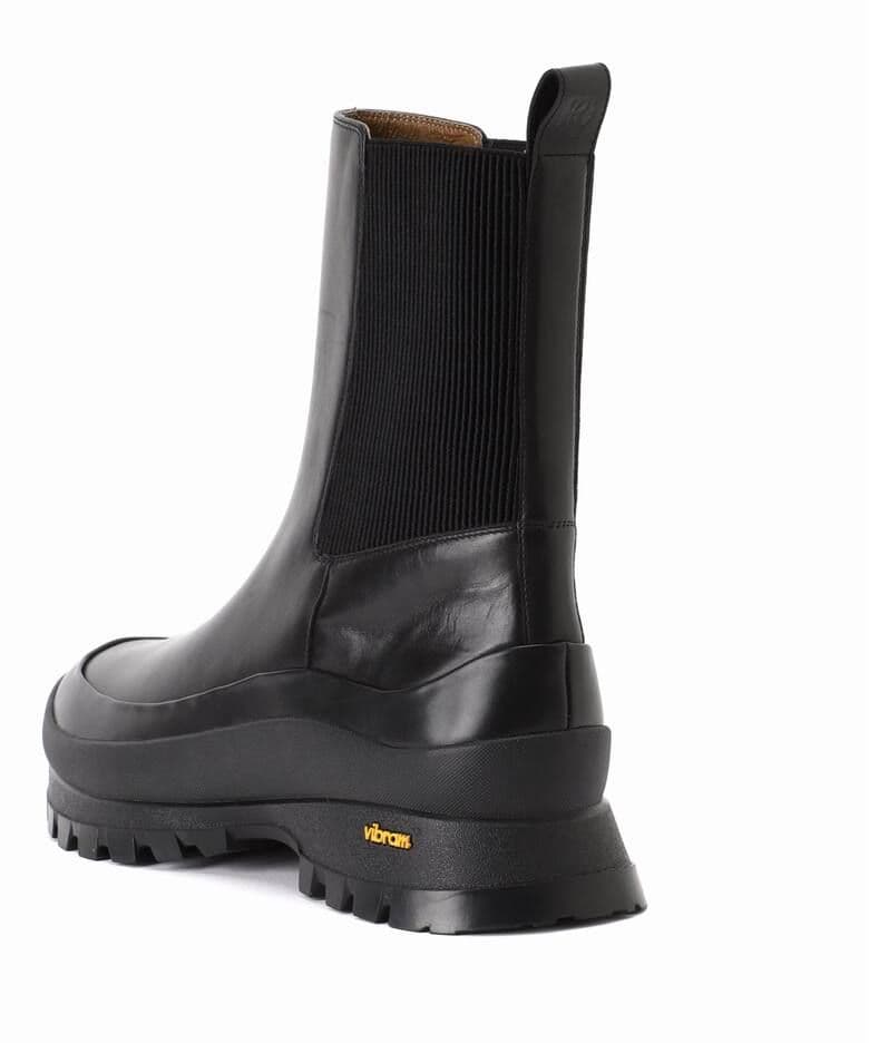 LE TALON GRISEレザーVIBRAMバックリブショートブーツ
